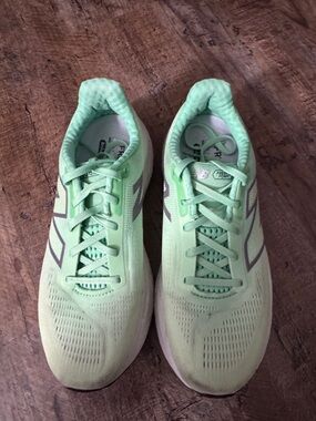 New Balance Women's Mint Green Lace-Up Running Shoes